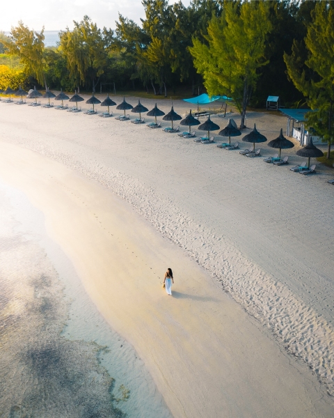 Idyllic beach - Mauritius - Drone Trip